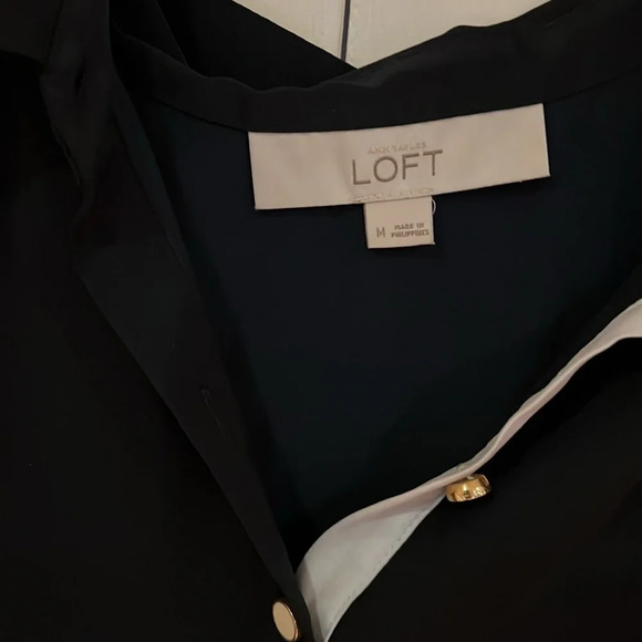 Loft navy silky cap sleeve blouse with buttons Sz M - Picture 4 of 10